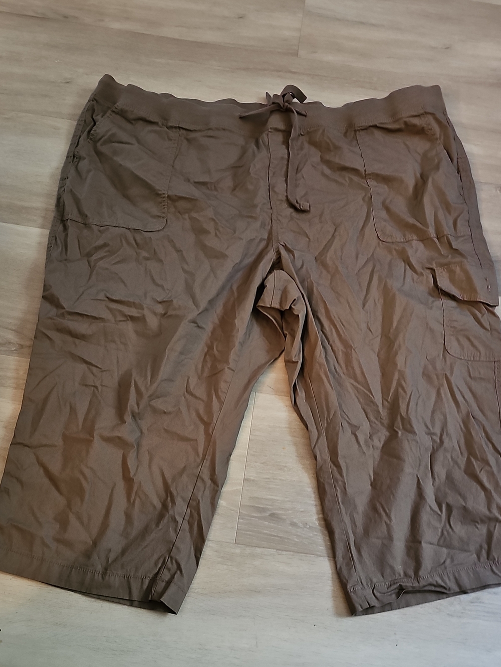 St. John's Bay 3x Brownish Olive Cargo Capris with Drawstring